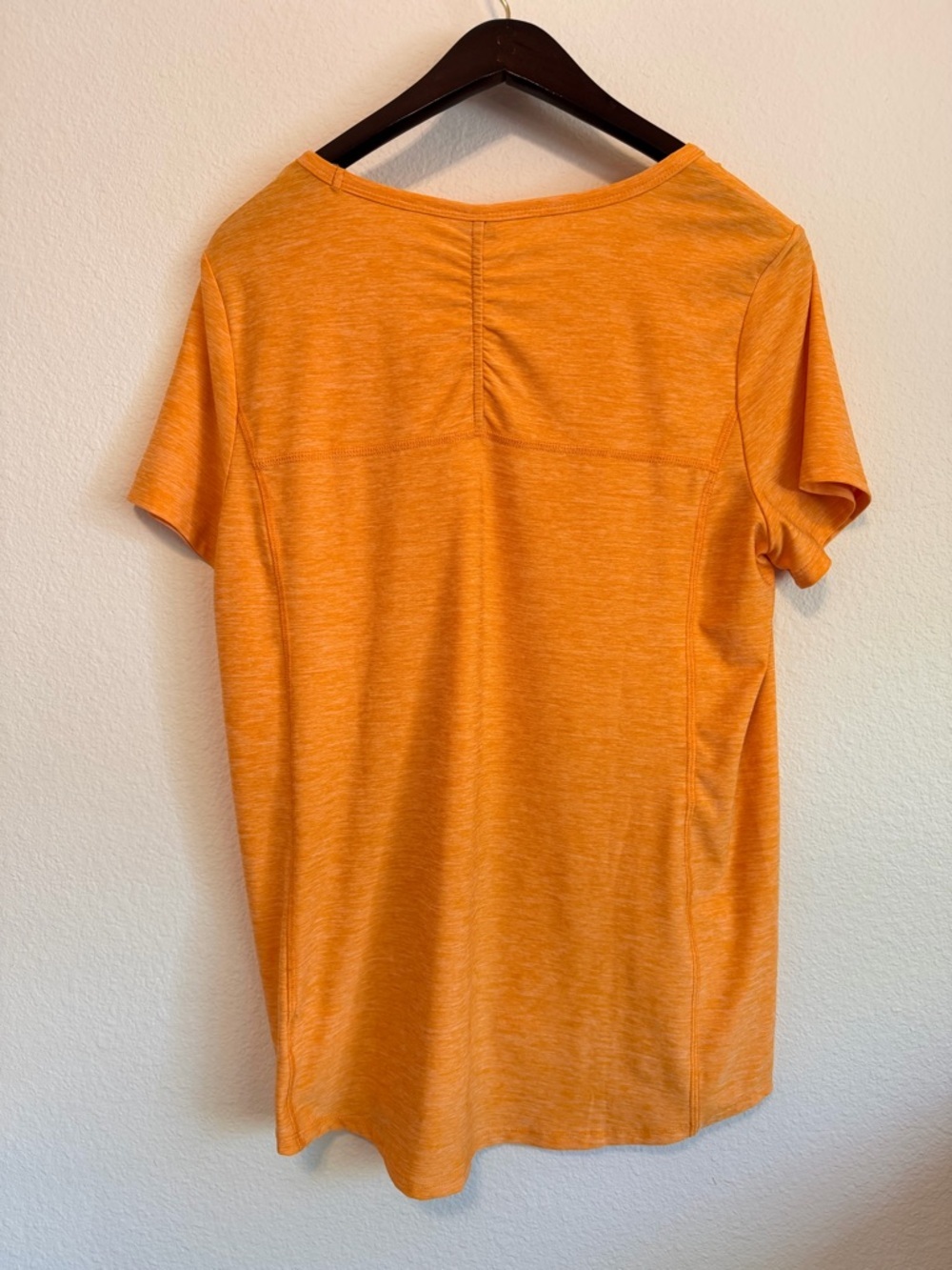 Duluth Trading Women's Armachillo Cooling Short Sleeve T-Shirt, orange, size M - Picture 8 of 11